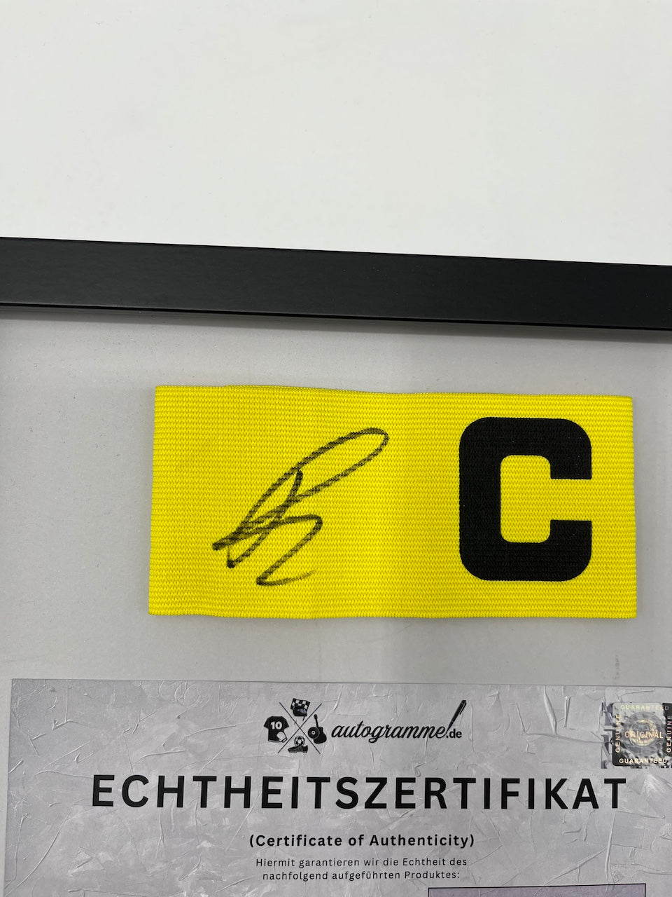 Kapitänsbinde Niclas Füllkrug signiert im Rahmen DFB Fußball Autogramm COA