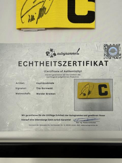 Kapitänsbinde Tim Borowski signiert im Rahmen Werder Bremen COA Fußball