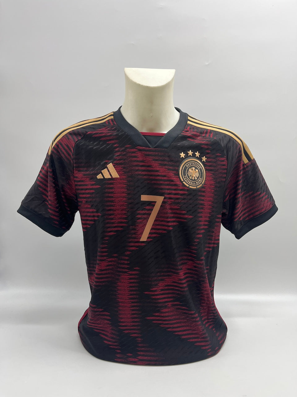 DFB Trikot Pierre Littbarski signiert Adidas COA Deutschland Autogramm M