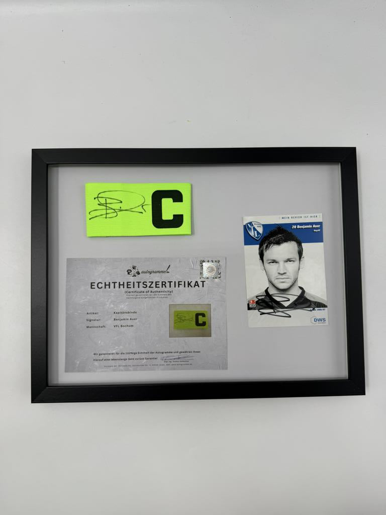 Kapitänsbinde Benjamin Auer signiert im Rahmen VFL Bochum COA