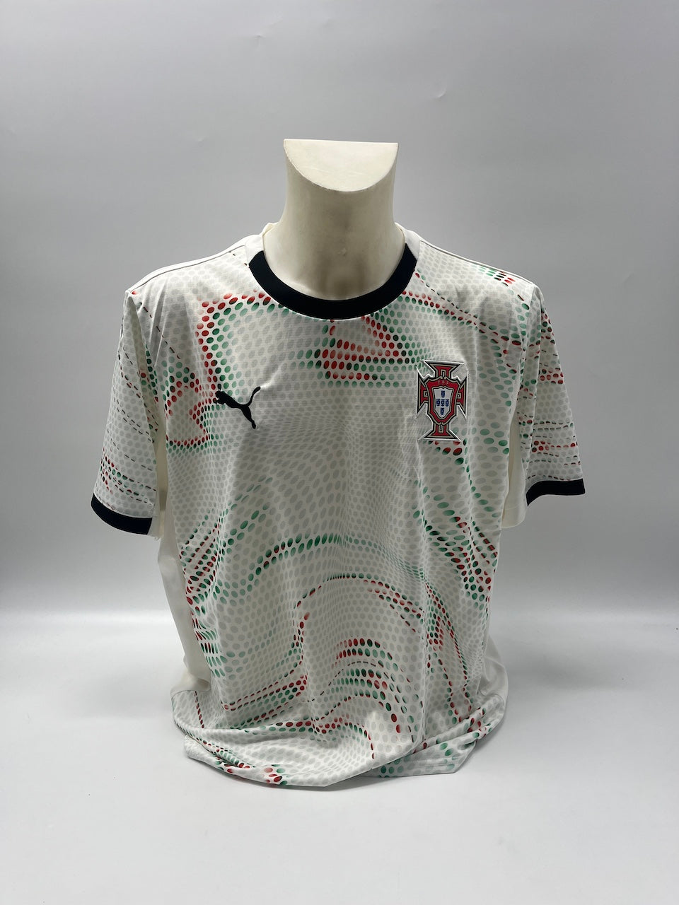 Portugal Trikot Cristiano Ronaldo signiert Autogramm COA Fußball XL