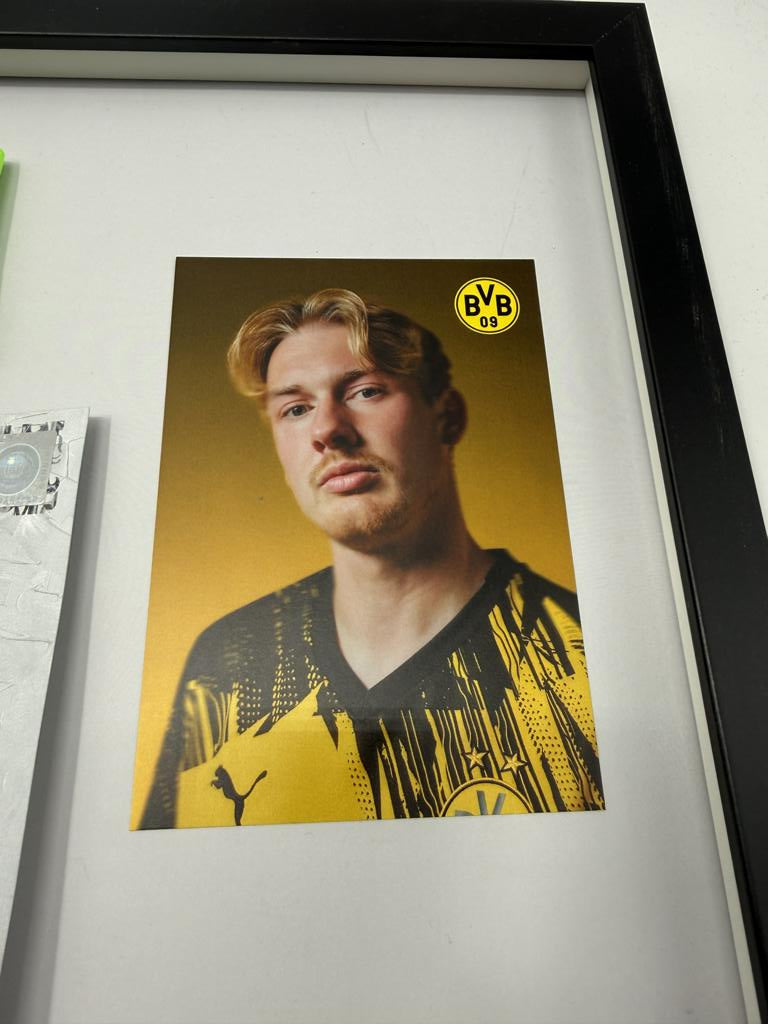 Kapitänsbinde Julian Brandt signiert im Rahmen Borussia Dortmund COA Fußball
