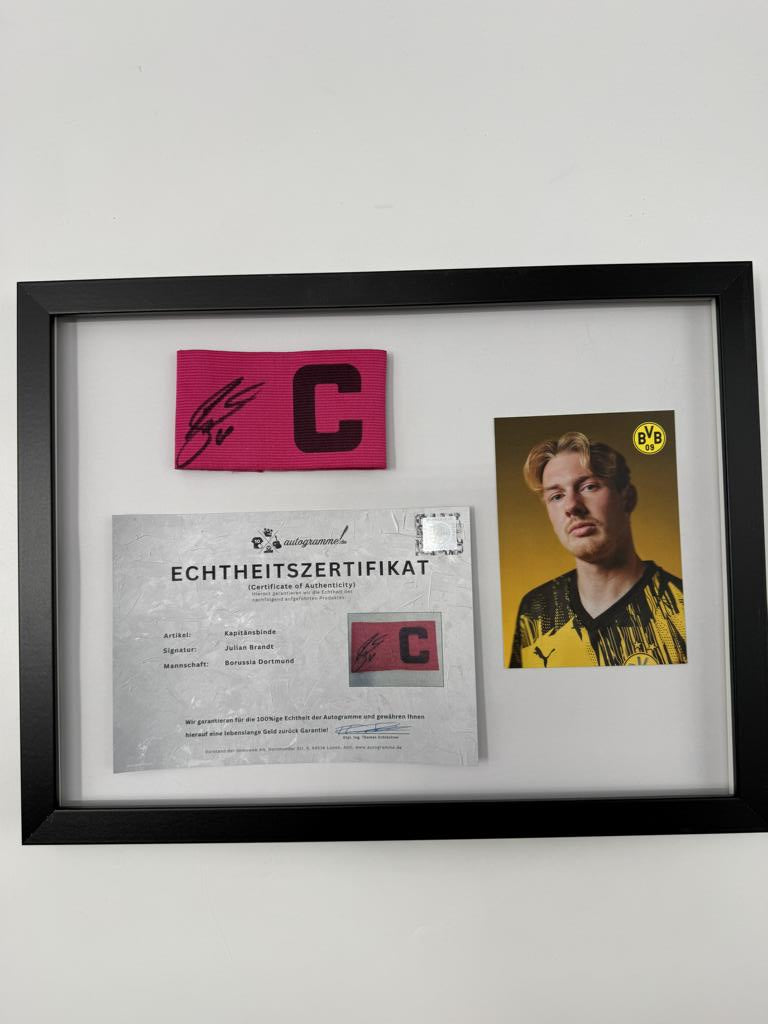 Kapitänsbinde Julian Brandt signiert im Rahmen Borussia Dortmund COA Fußball