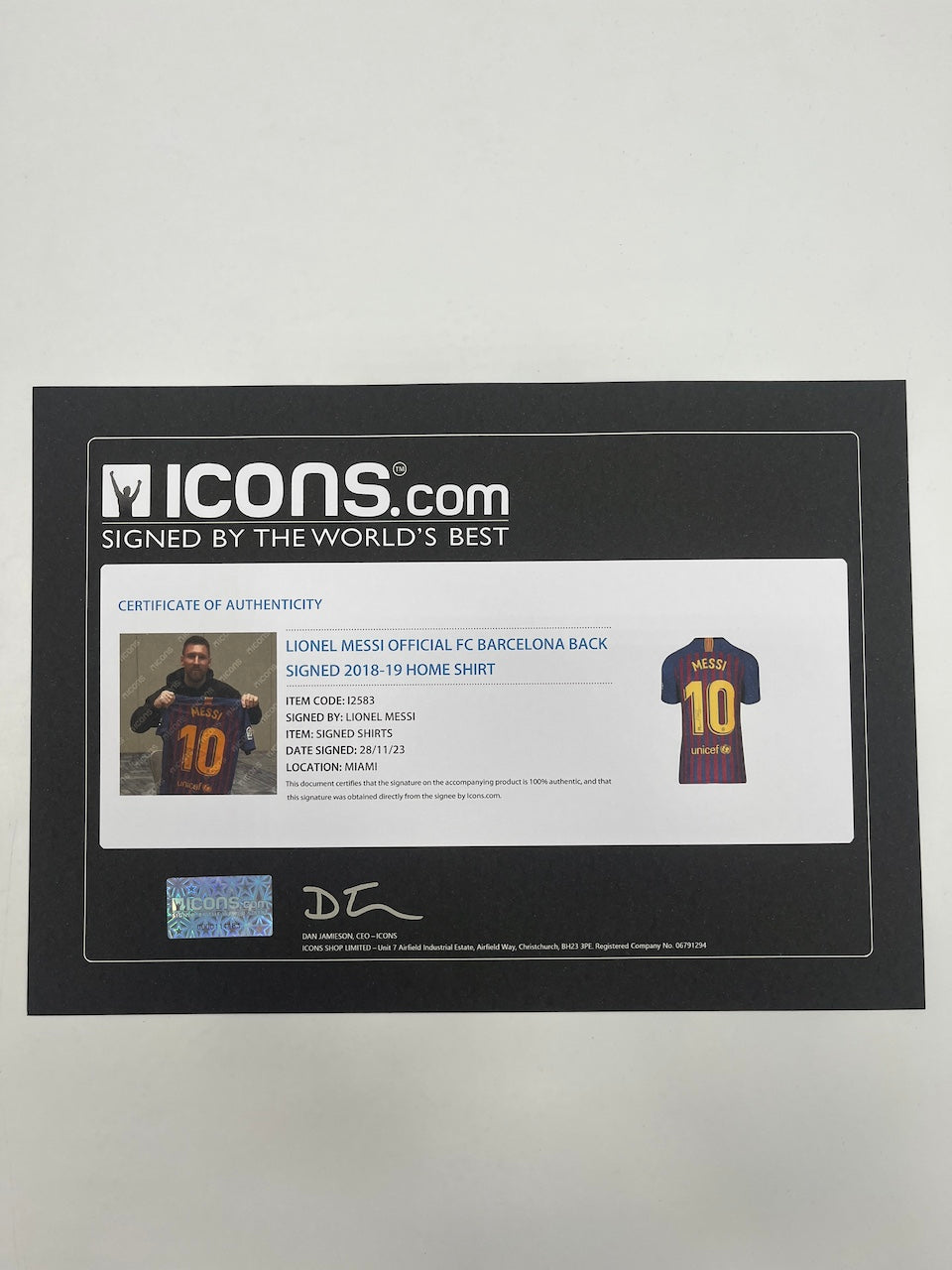 FC Barcelona jersey signed by Lionel Messi, autographed, Nike COA L