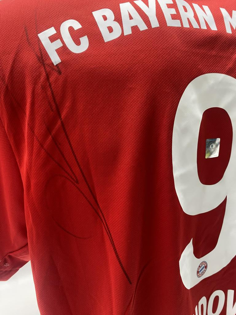 Bayern München Trikot Robert Lewandowski signiert Autogramme Adidas XL