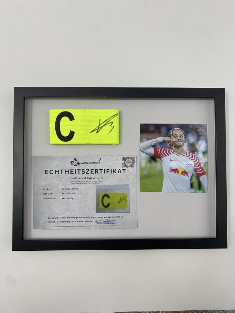 Captain's armband signed by Xavi Simons in a frame RB Leipzig autograph
