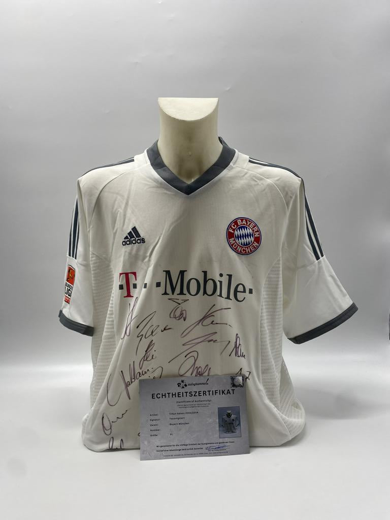 Bayern Munich jersey 2003/2004, team signed, autographed, COA, Adidas XL