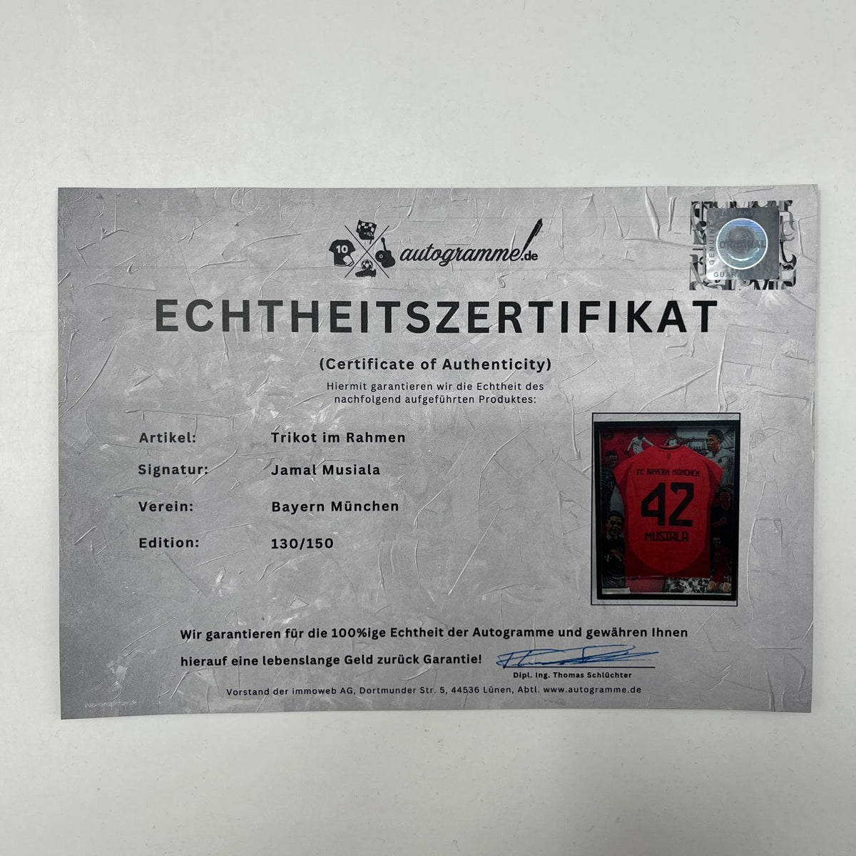 Bayern München Trikot Jamal Musiala signiert im Nielsen-Rahmen COA Adidas