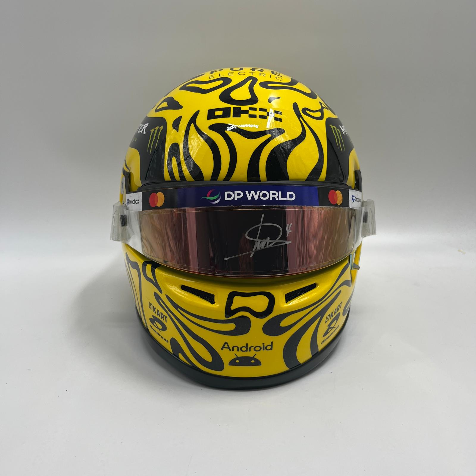 Lando Norris Formel 1 Helm Raceworn Visier mit Unterschrift Japan GP 2025