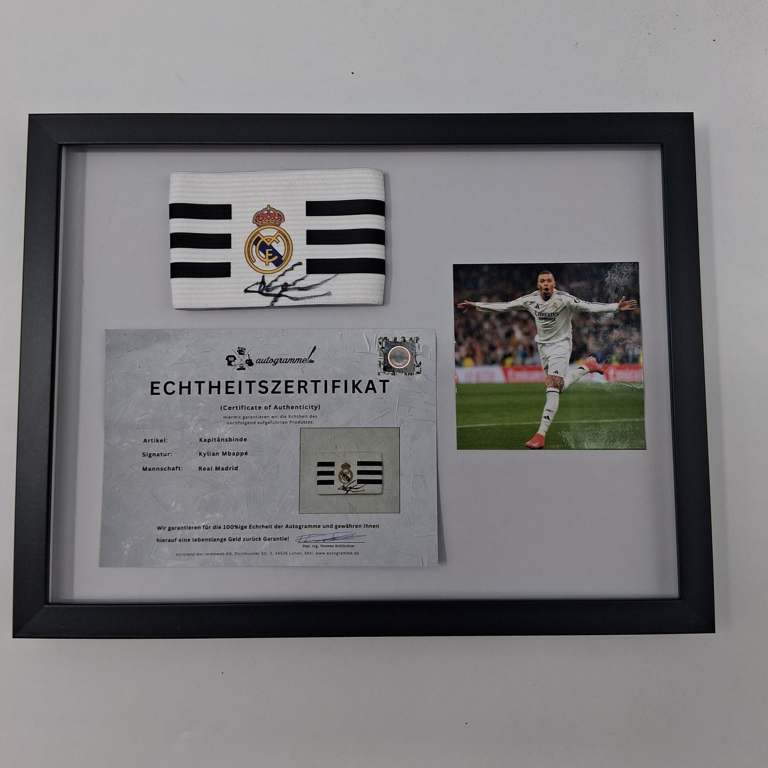 Kapitänsbinde Kylian Mbappe signiert im Rahmen Real Madrid Frankreich Autogramm