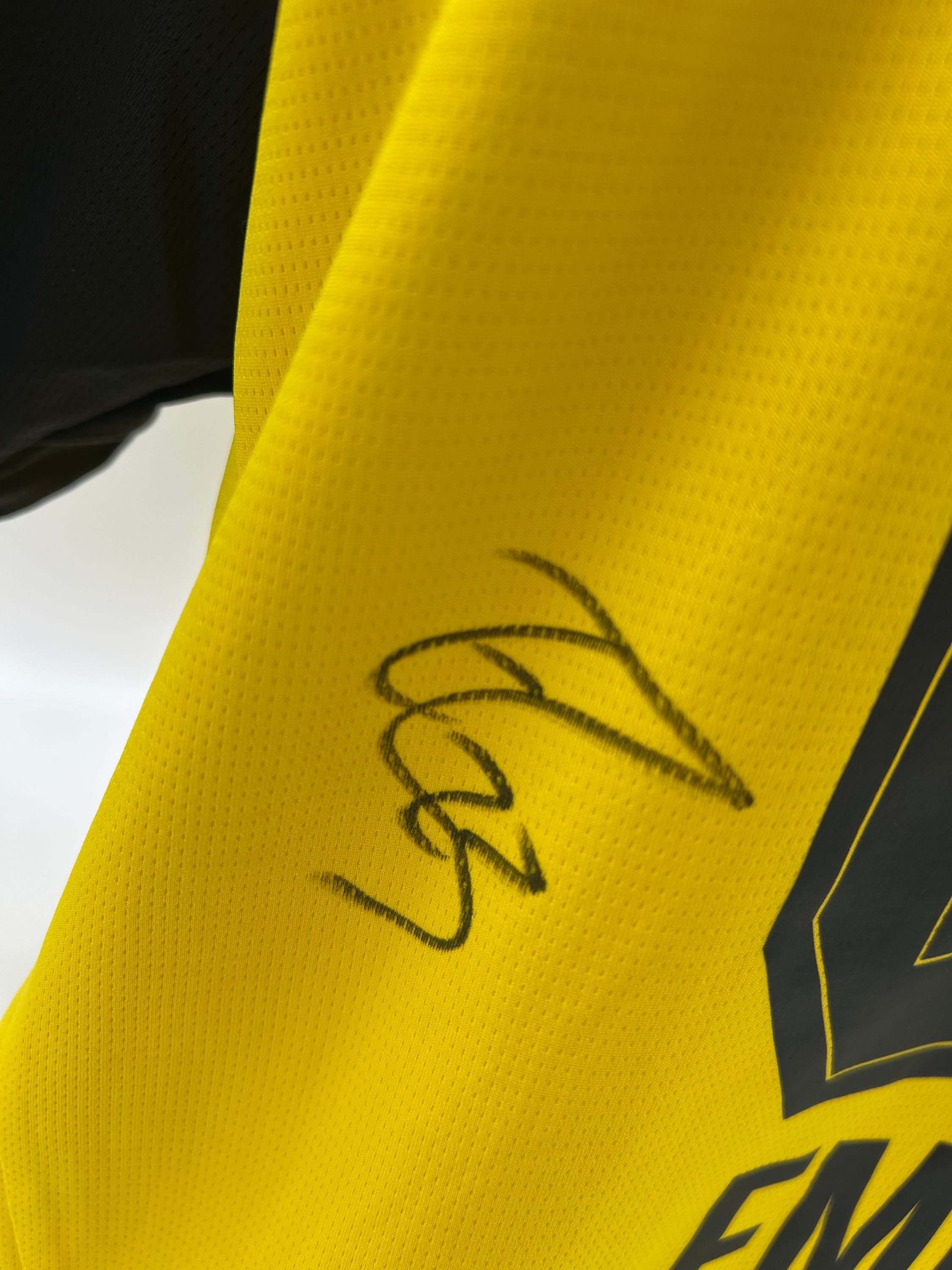 Borussia Dortmund jersey signed Emre Can BVB Autogram Puma XL