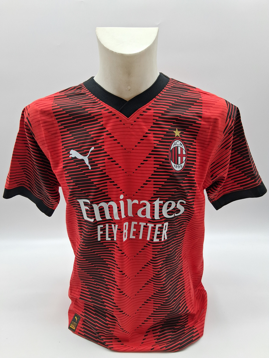 AC Mailand Authentic-Trikot Theo Hernandez signiert Autogramm Puma COA S