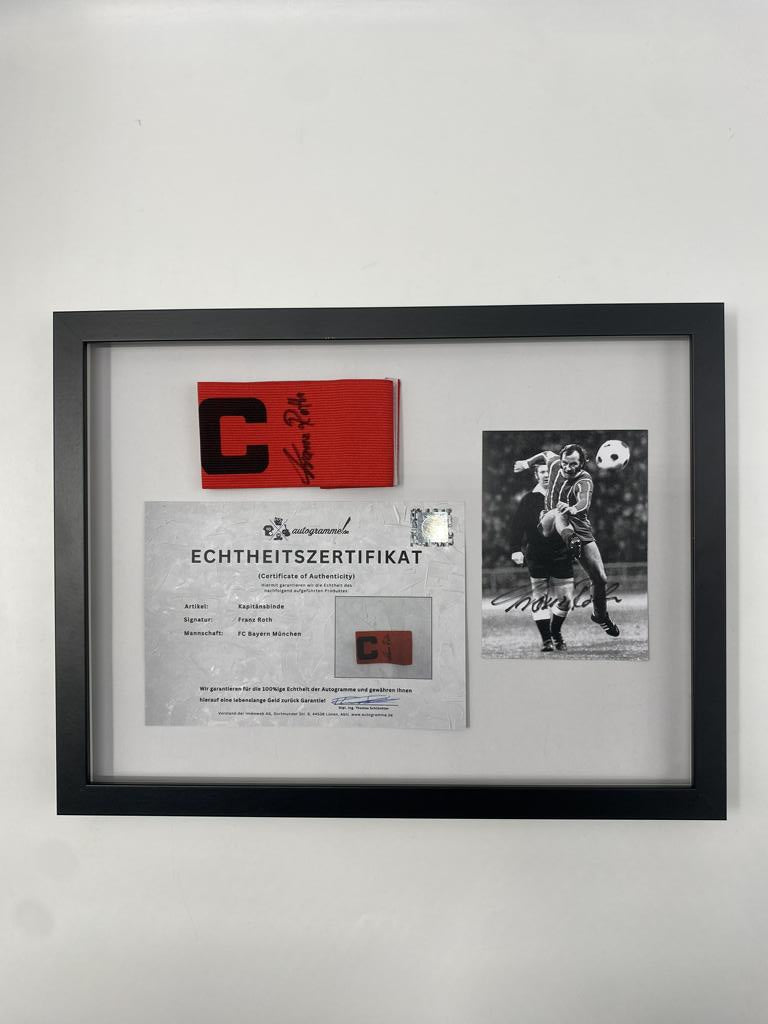 Kapitänsbinde Franz Roth signiert im Rahmen Bayern München Autogramm COA