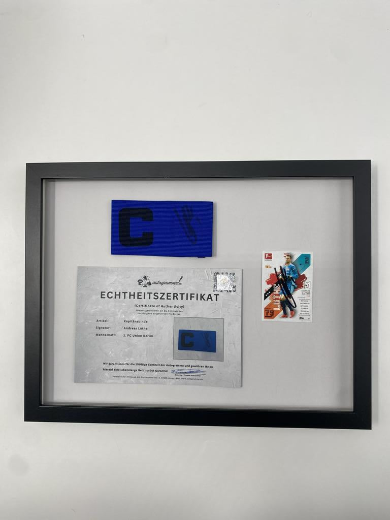 Kapitänsbinde Andreas Luthe signiert im Rahmen FC Union Berlin Autogramm COA