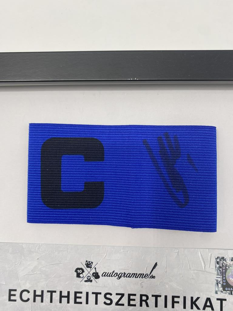 Kapitänsbinde Andreas Luthe signiert im Rahmen FC Union Berlin Autogramm COA