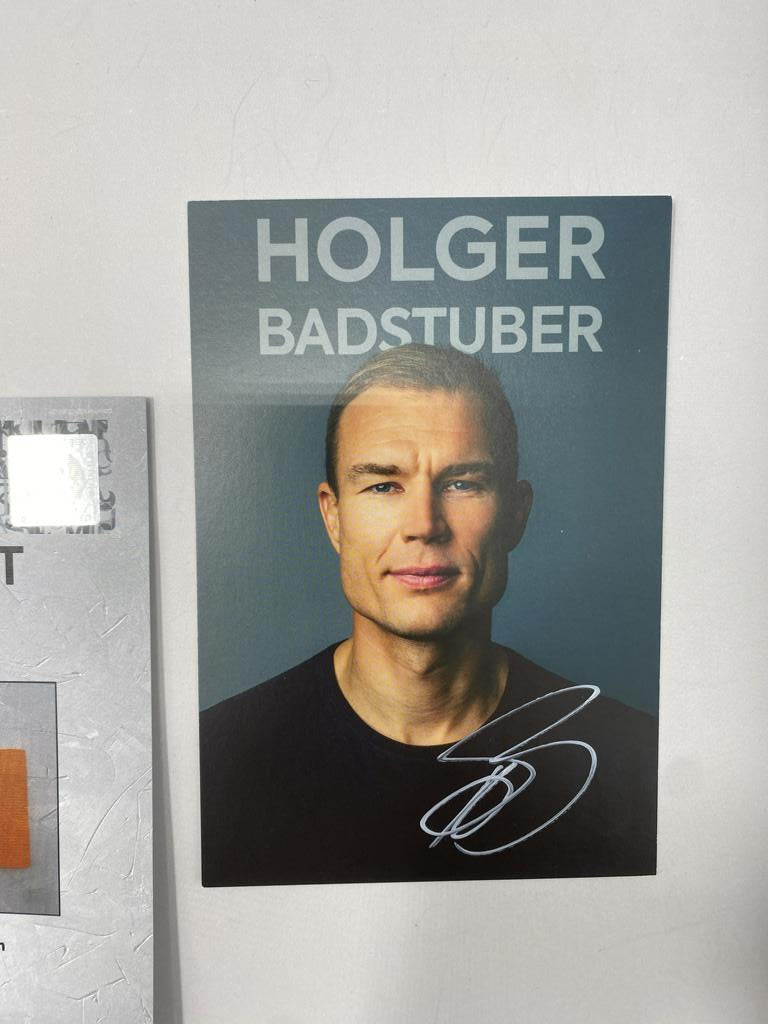 Kapitänsbinde Holger Badstuber signiert im Rahmen Bayern München Fußball COA