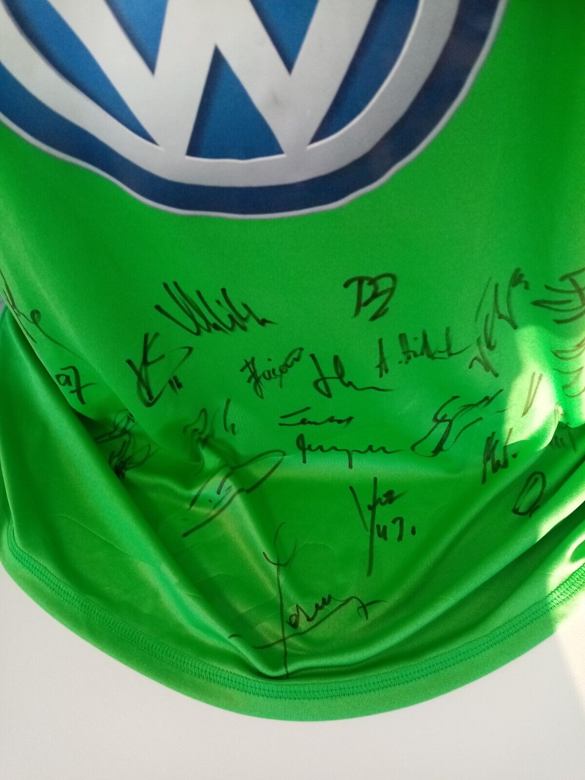 VfL Wolfsburg jersey 2012/2013 team signed COA autograph adidas Bundesliga XL