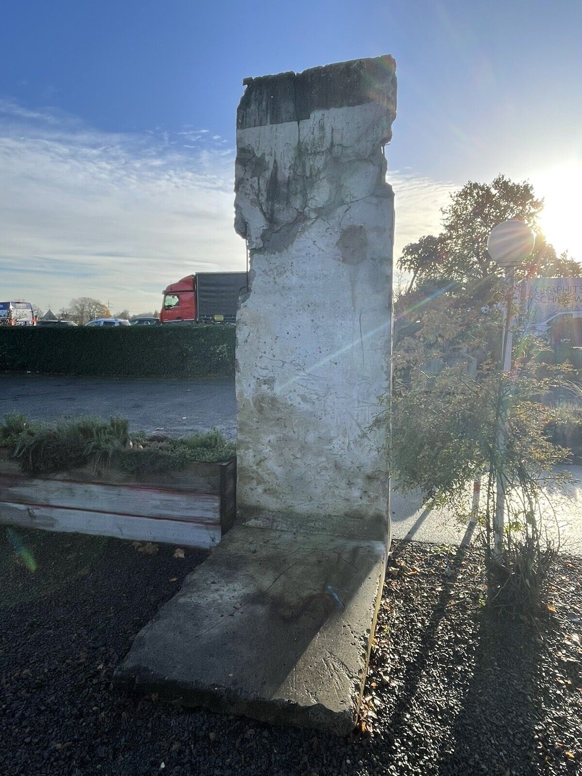 Mino Art Painted Berlin Mauer - Real Wall Element segment