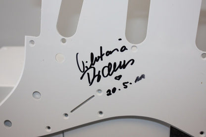 Guitar plate, Viktoria Brams signed, Marienhof, Hello Robbie, new, series, TV