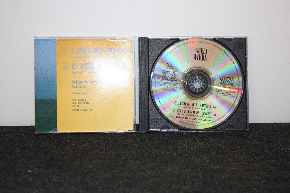 CD, Angela Wiedl signed, La Storia della Montagna, music, hit, German