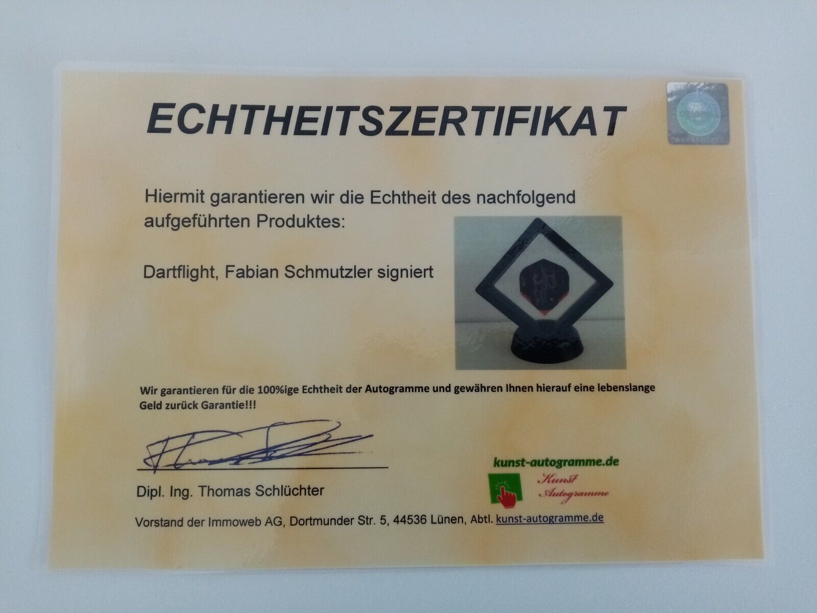 Dartflight Fabian Schmutzler signed darts coa new flight