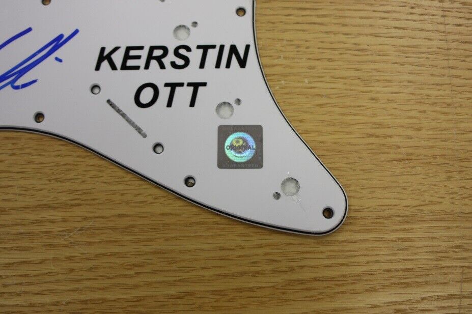 Guitar plate Kerstin Ott signs music singer charts collect autograph new