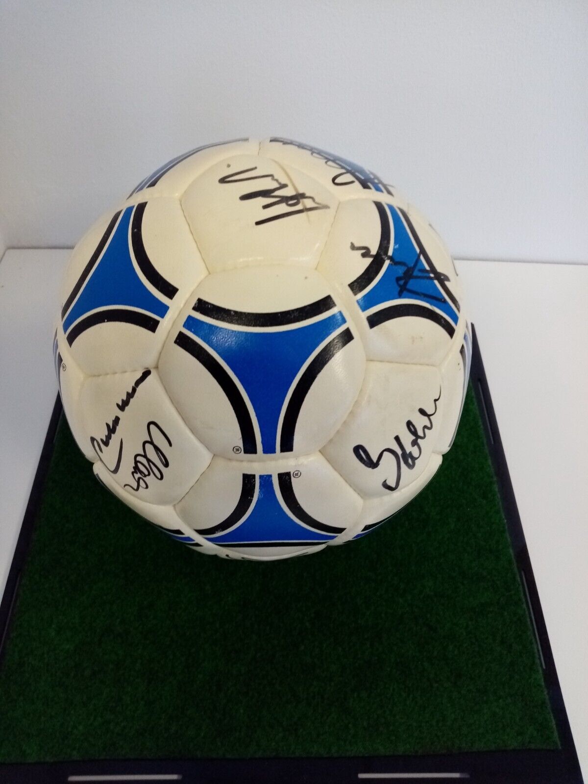 Football team signed World Cup 1990 in showcase dfb signature germany adidas ball