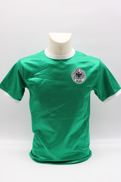 Deutschland Trikot Berti Vogts signiert Autogramm zertifiziert S