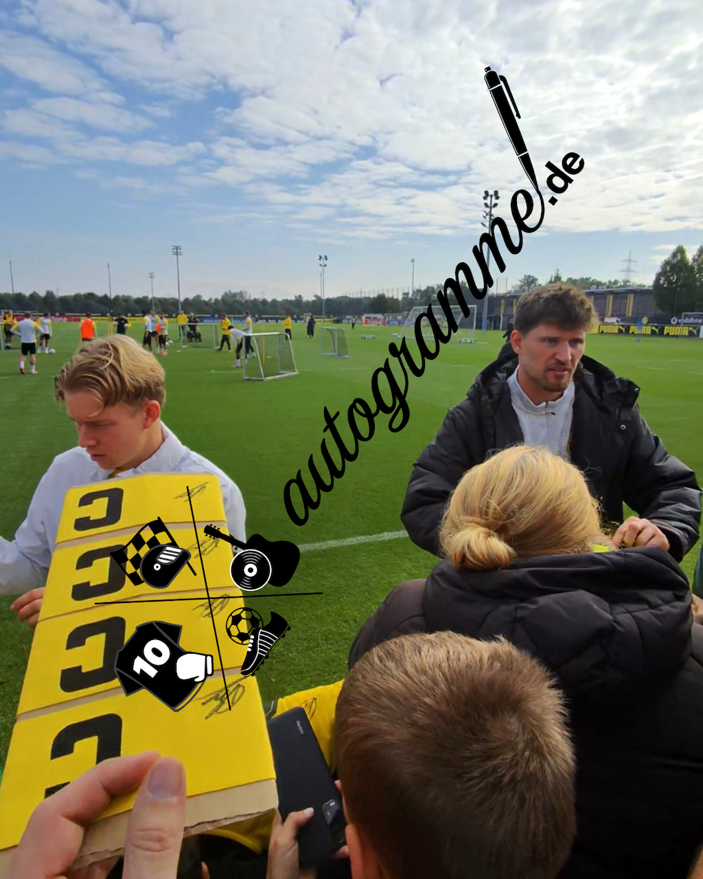 Captain's armband signed by Daniel Svensson as part of the Borussia Dortmund COA