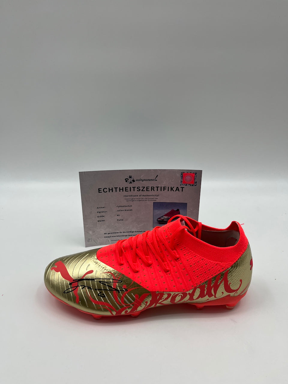 Football boots signed by Julian Brandt, Bundesliga Puma size 45