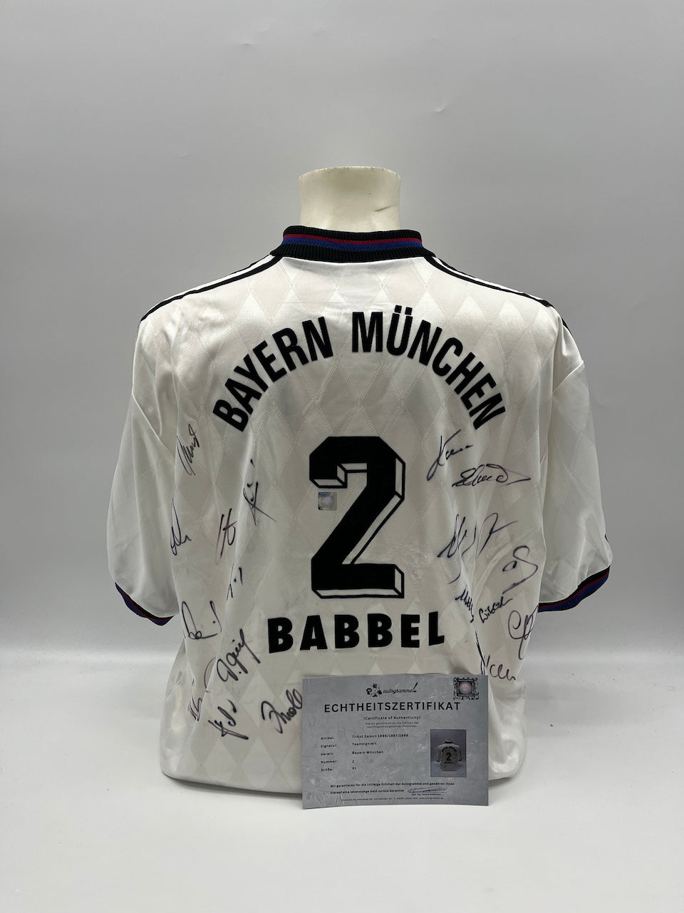Bayern Munich jersey 1996/1997/1998, team signed, autographed, Adidas, XL