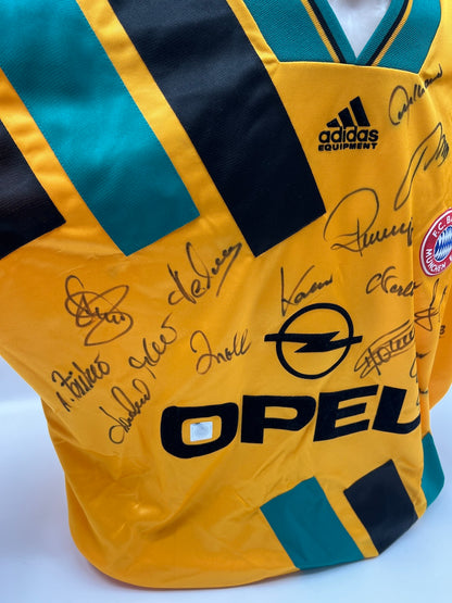 Bayern Munich jersey 1993/1994/1995, team signed, autographed, Adidas COA XL