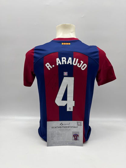 FC Barcelona jersey Ronald Araujo signed autograph Nike 176