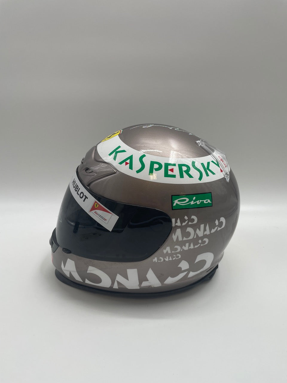 Sebastian Vettel Formel 1 Helm Autogramm und Echtheitszertifikat 1:1