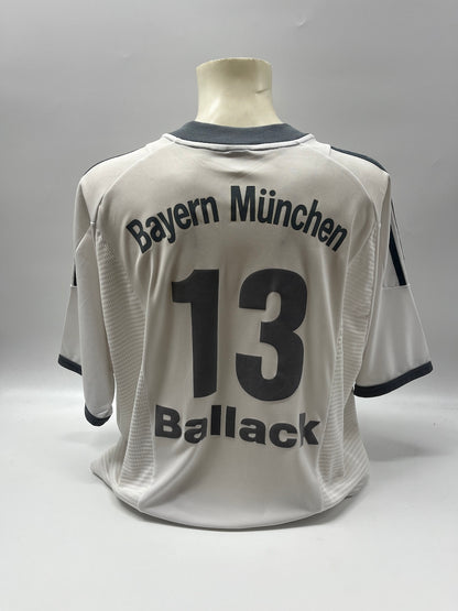 Bayern Munich jersey 2002/2003/2004, team signed, autographed, Adidas, 2XL