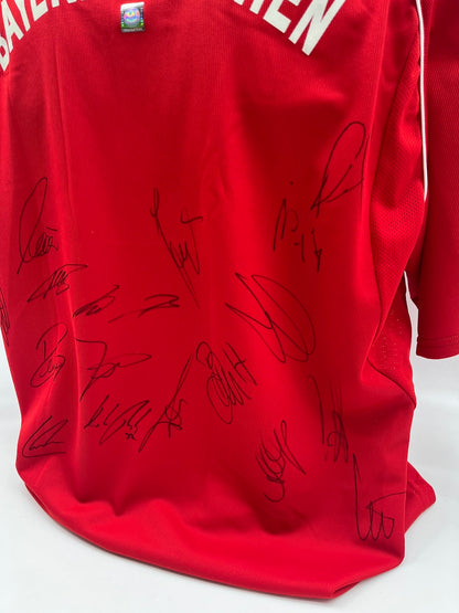 Bayern Munich jersey 2005/2006/2007, team signed, autographed, Adidas, XL