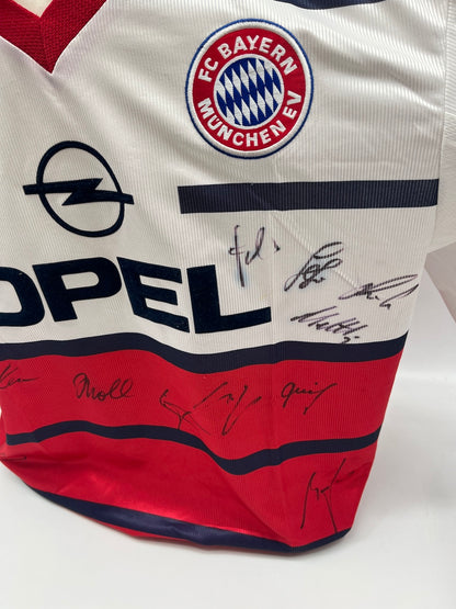 Bayern Munich jersey 1998/1999, team signed, autographed, Adidas XL