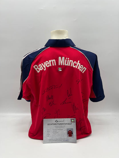 Bayern Munich jersey 1999/2000/2001, team signed, autographed, Adidas COA L