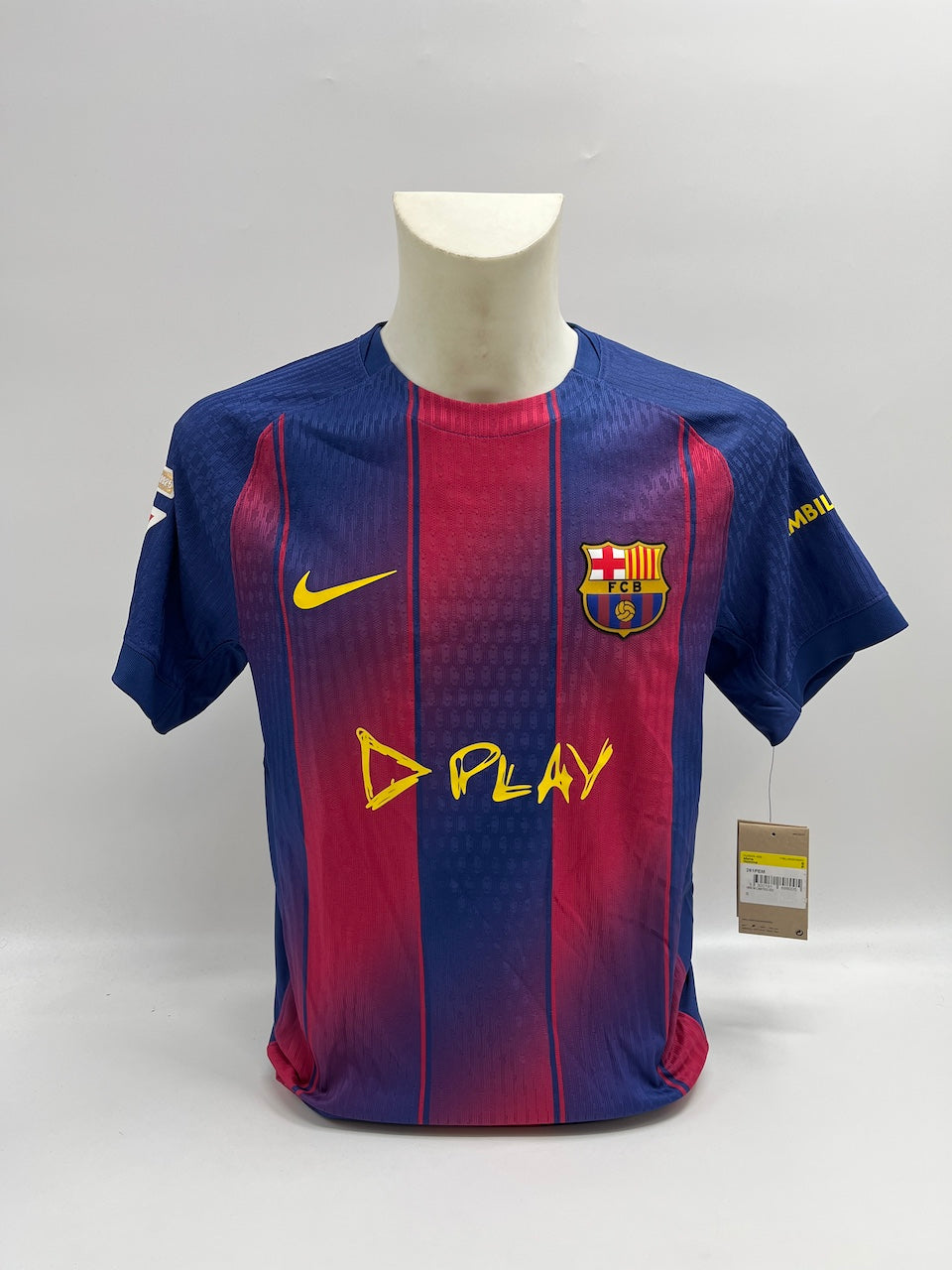 Limited edition Barcelona x Play Ed Sheeran jersey, size S 318/1899