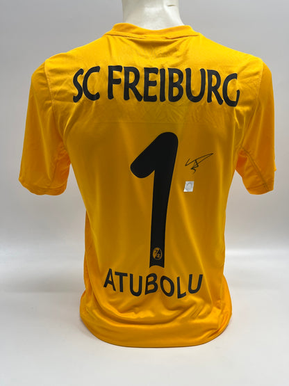 SC Freiburg goalkeeper jersey signed by Noah Atubolu, autographed by Nike S