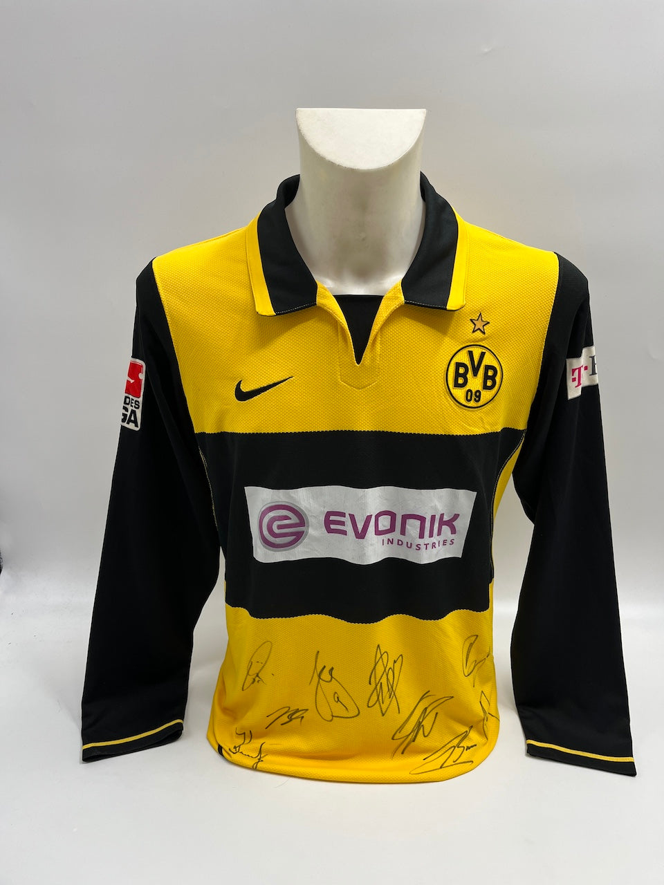 BVB jersey 2007/2008 team signed Borussia Dortmund COA Nike S