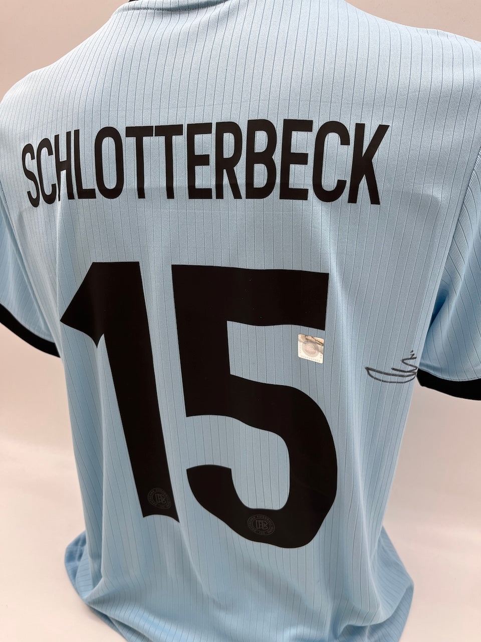 DFB Trikot Nico Schlotterbeck signiert Autogramm Adidas COA M