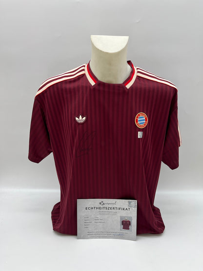Bayern München Trikot Philipp Lahm signiert Autogramm Adidas COA L