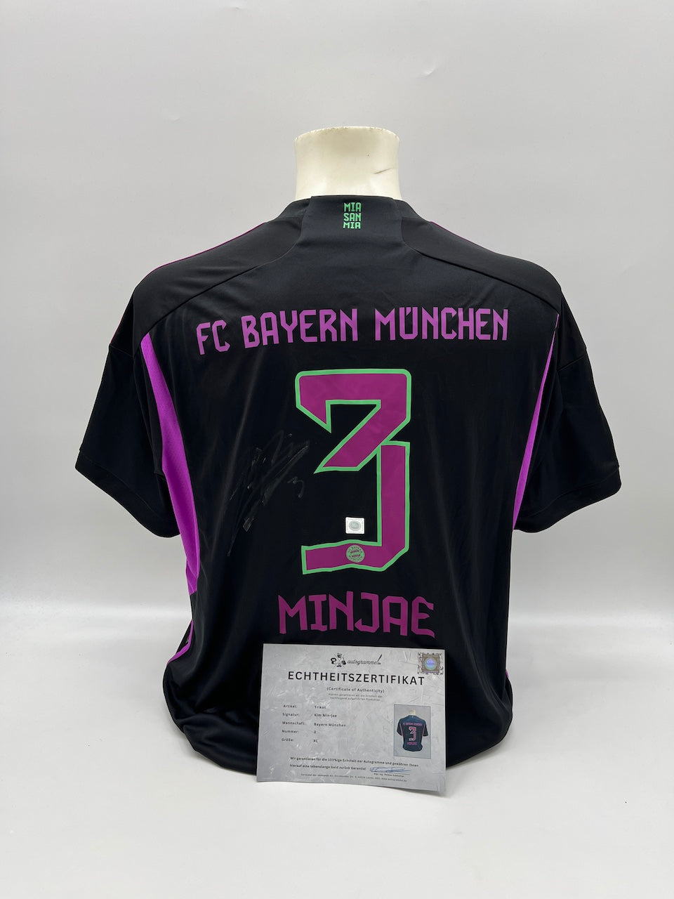 Bayern München Trikot Kim Minjae signiert Autogramm Adidas COA XL