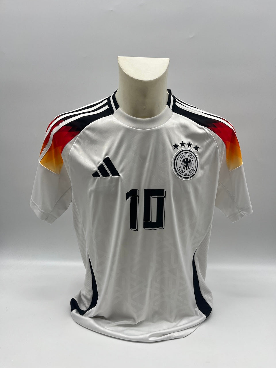 DFB Trikot Serge Gnabry signiert Autogramm Adidas COA L