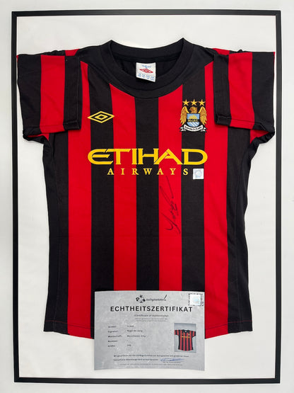 Manchester City Trikot Nigel de Jong signiert im Rahmen COA 146