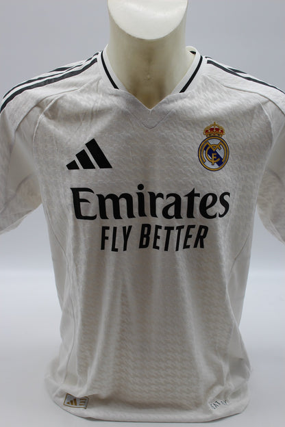 Real Madrid Trikot Federico Valverde signiert Autogramm Adidas neu M