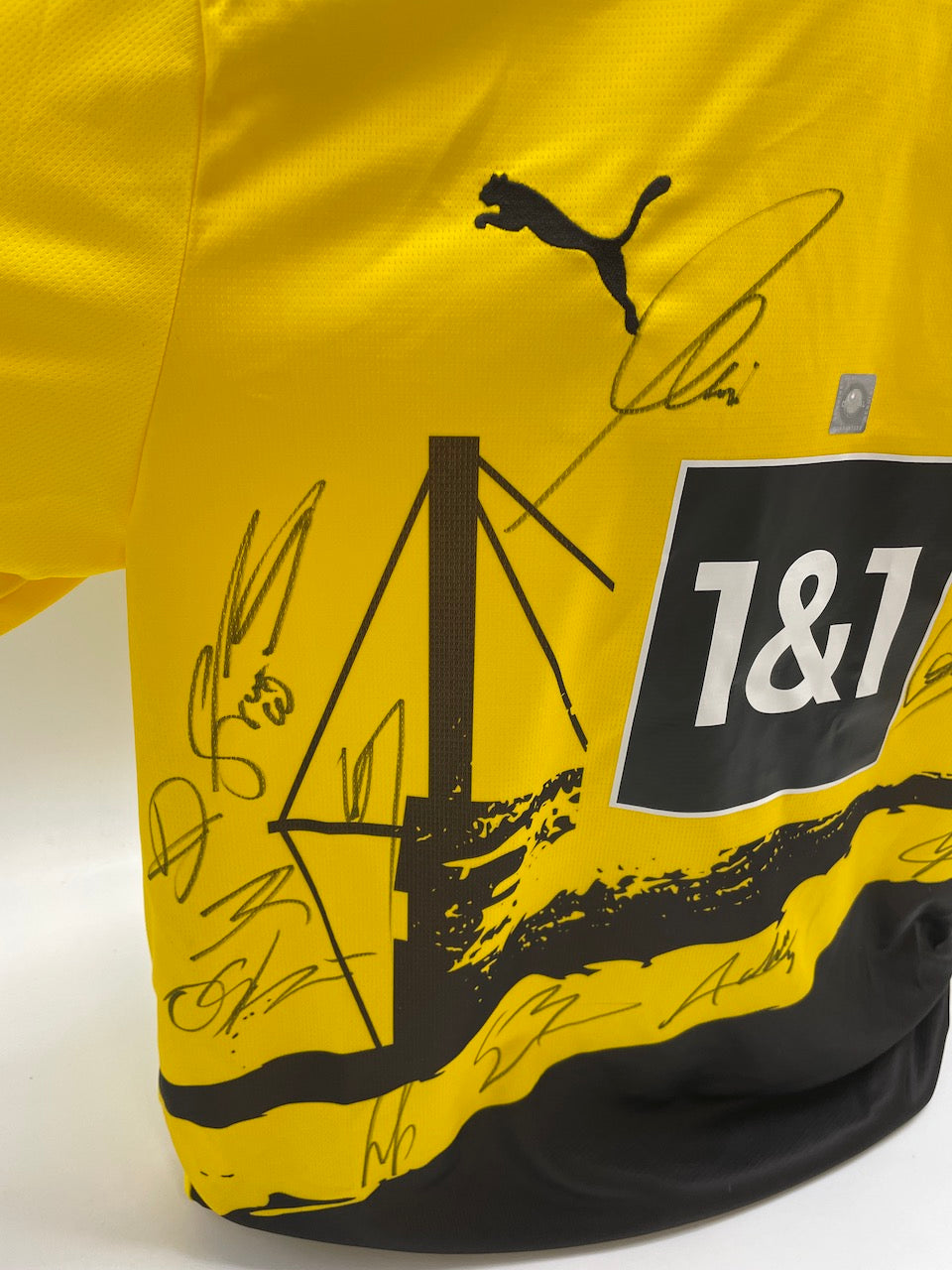 BVB jersey 2023/2024 team signed Borussia Dortmund COA New Puma XL