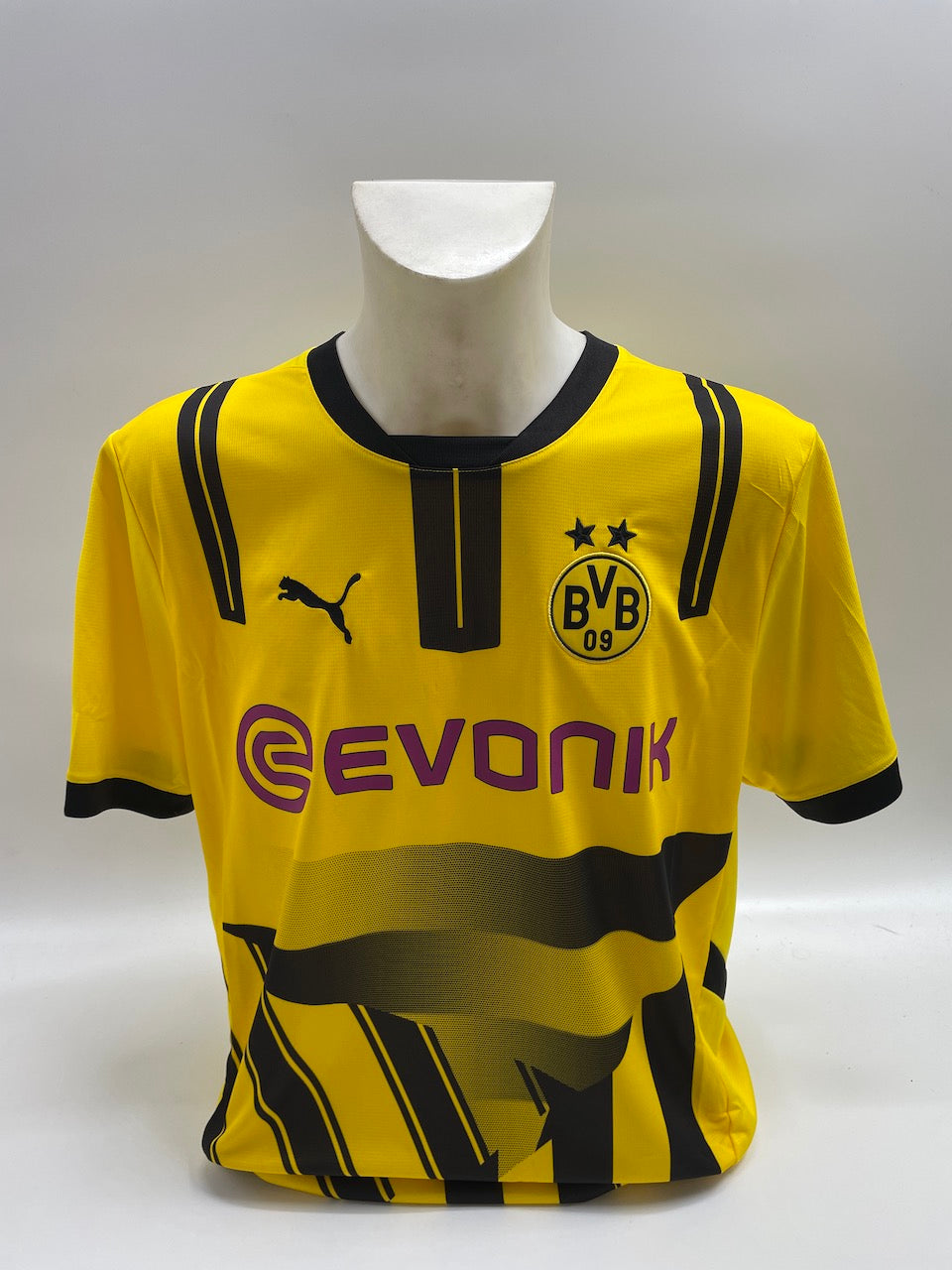 Borussia Dortmund jersey Waldemar Anton signed BVB autograph Puma XL