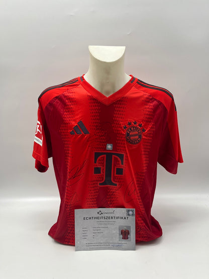 Bayern München Trikot 2024/2025 Teamsigniert Autogramm Adidas XL